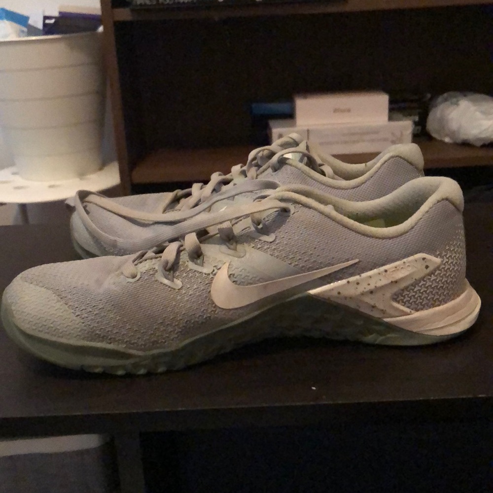 Green/Grey Nike Metcon 4s